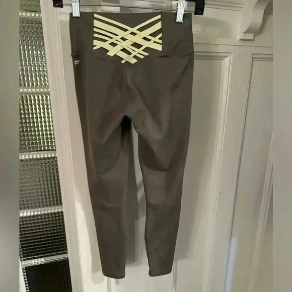 Fabletics power hold high waist ankle length leggings green strap accent size XS - Picture 1 of 11